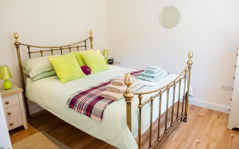 The Retreat, Own Hot Tub, Romantic Escape, Near Lyme Regis Exteriör bild