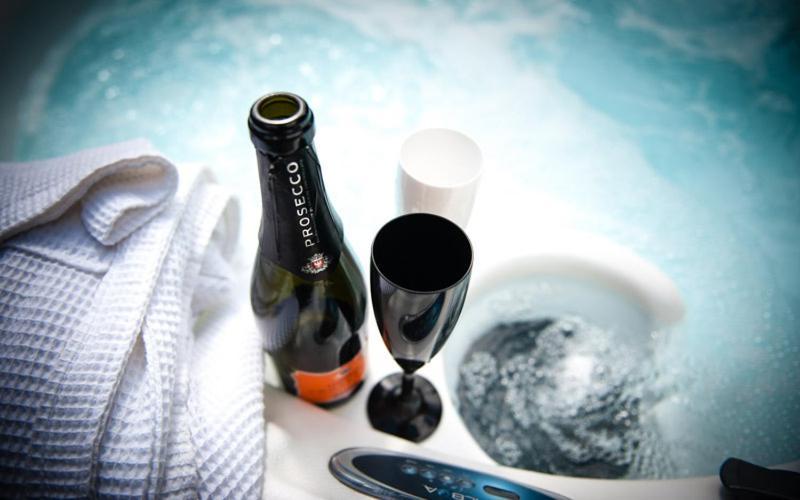 The Retreat, Own Hot Tub, Romantic Escape, Near Lyme Regis Exteriör bild